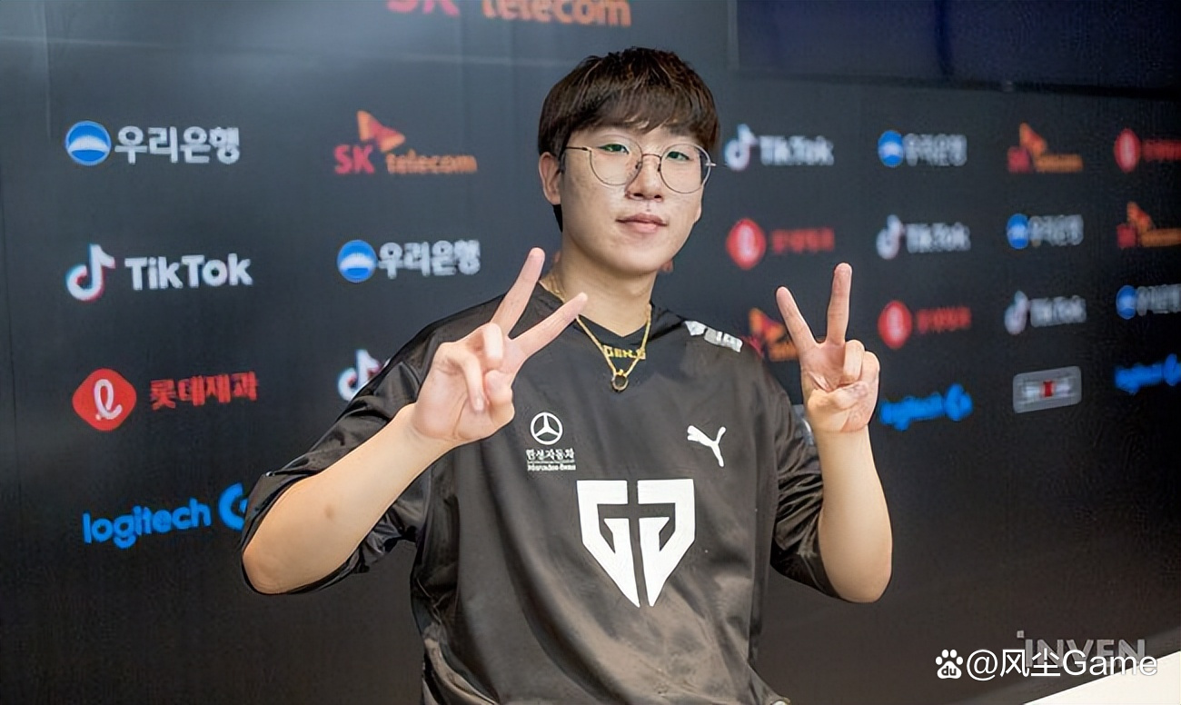 C9血洗HLE,Clid线上压制力十足鏖战多局八强赛,强势挺进下一轮的简单介绍 C9血洗HLE,Clid线上压制力十足鏖战多局八强赛,强势挺进下一轮的简单介绍